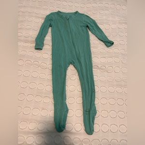 Kyte Baby Zippered Footed Pajamas in Teal (12-18 Months)